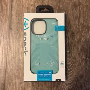 Speck Presidio2 Grip Case for iPhone 13 Pro Max - Teal